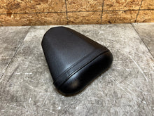 Load image into Gallery viewer, 08 09 10 12 13 14 15 16 YAMAHA YZFR6 YZF R6 R6R REAR SEAT PASSENGER SEAT PAD
