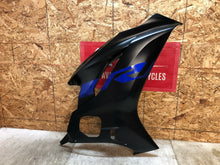 Load image into Gallery viewer, 17 18 19 20 21 2017-2021 YAMAHA YZFR6 YZF R6 600 RIGHT SIDE FAIRING UPPER COWL
