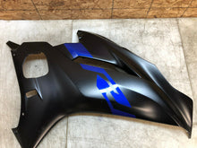 Load image into Gallery viewer, 17 18 19 20 21 2017-2021 YAMAHA YZFR6 YZF R6 600 RIGHT SIDE FAIRING UPPER COWL
