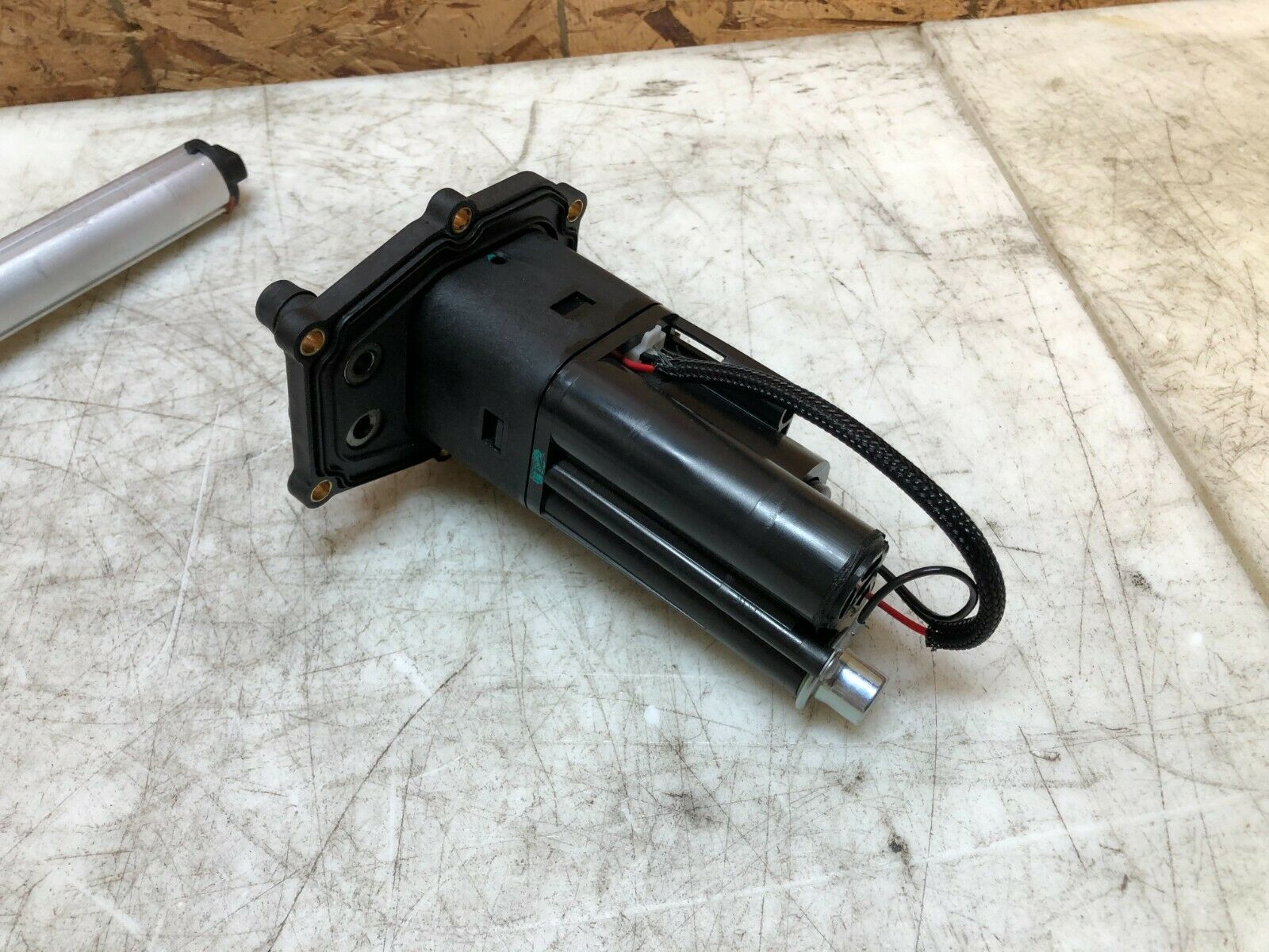 17 18 19 20 DUCATI SUPERSPORT SUPER SPORT 939 FUEL PUMP GAS PUMP SENDING UNIT