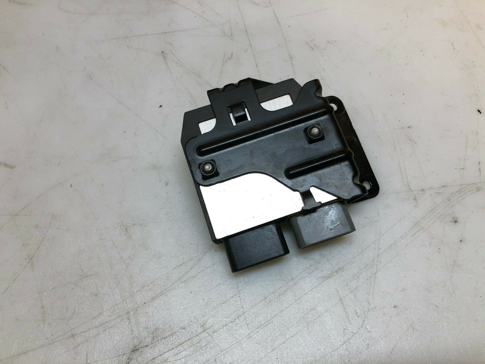 15 16 17 18 2015-2018 BMW S1000RR S1000 RR VOLTAGE REGULATOR RECTIFIER REG REC