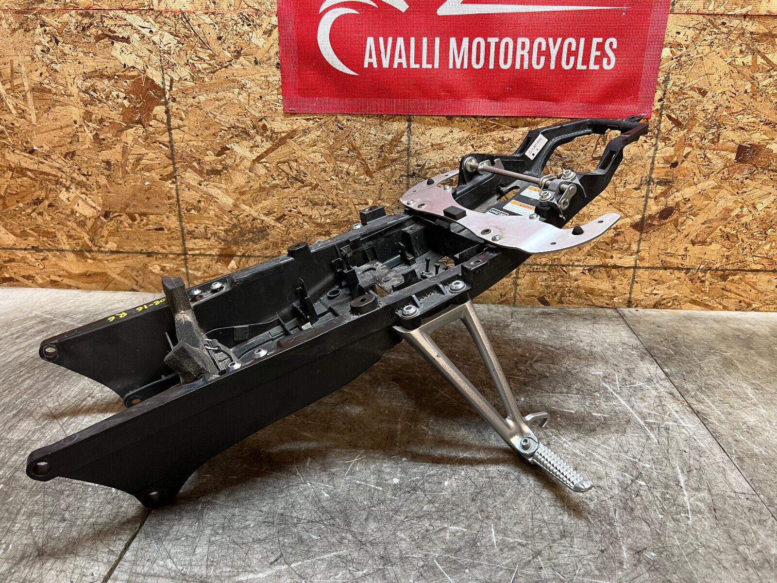 09 10 12 13 14 15 16 YAMAHA YZFR6 YZF R6 R6R REAR SUBFRAME SUB FRAME BACK TAIL