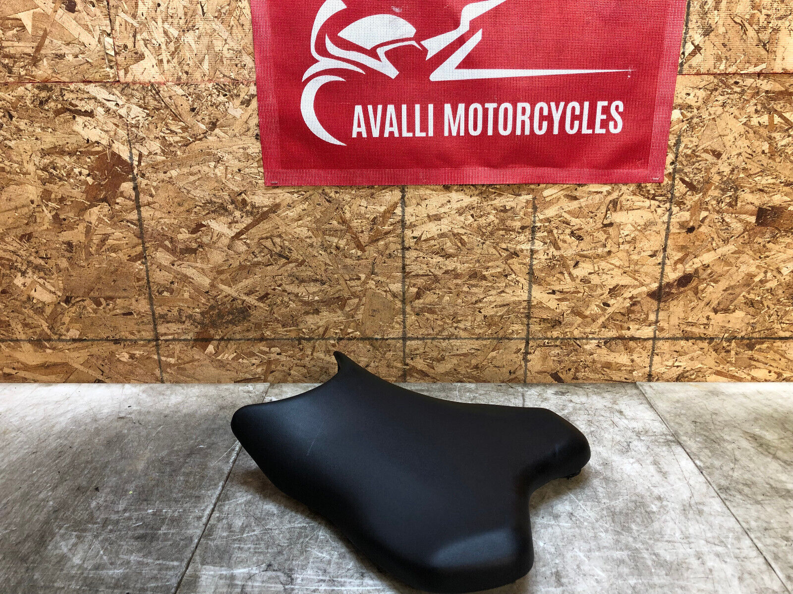 2006-2007 06 07 YAMAHA YZFR6 YZF R6 R RIDERS RIDER FRONT SEAT PAD CUSION PILLION