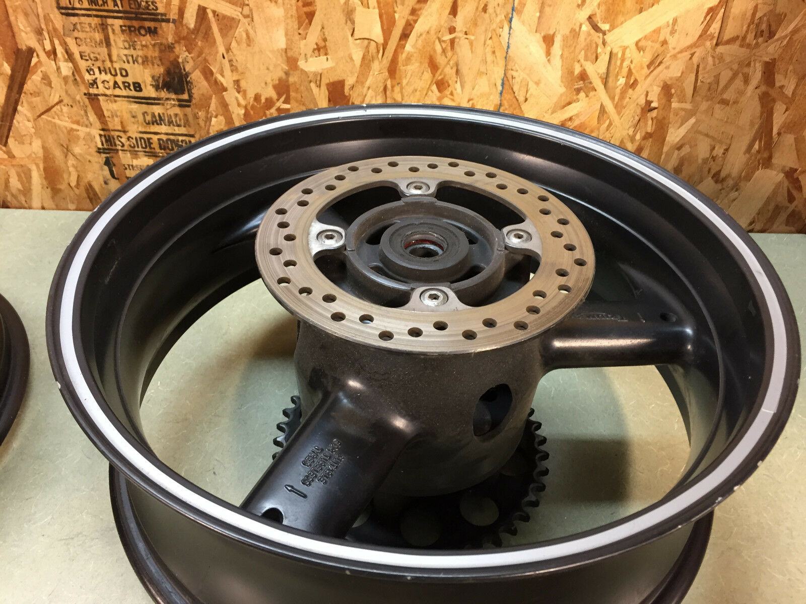 00 01 02 03 TRIUMPH DAYTONA SPRINT 955i  FRONT WHEEL REAR WHEEL BACK RIM PAIR