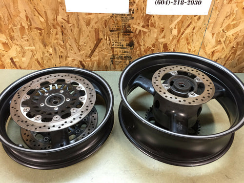 00 01 02 03 TRIUMPH DAYTONA SPRINT 955i  FRONT WHEEL REAR WHEEL BACK RIM PAIR