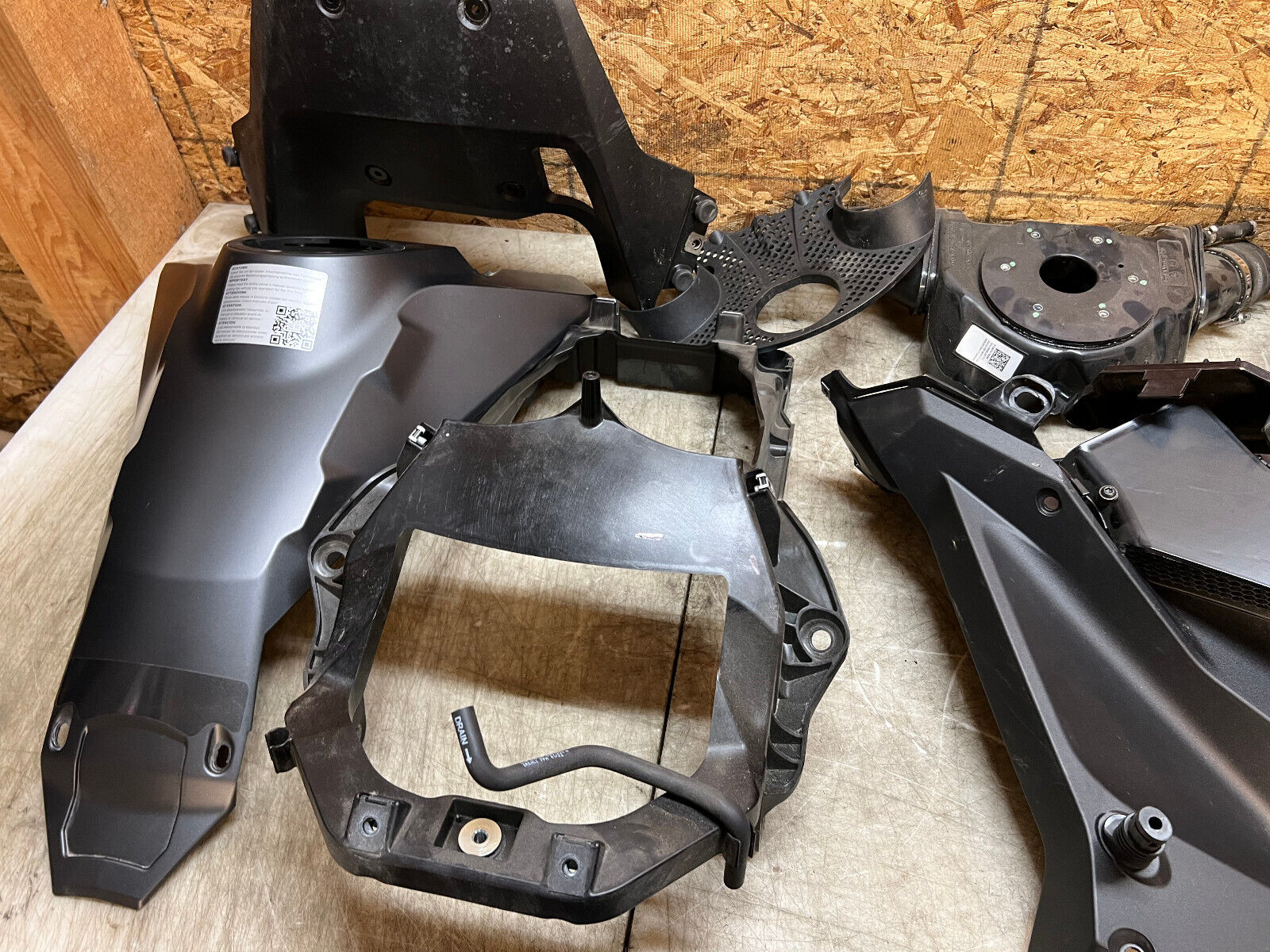 22 23 2022 2023 KTM SUPER ADVENTURE 1290 S FILLER PLASTIC TRIM PIECES COWL COVER