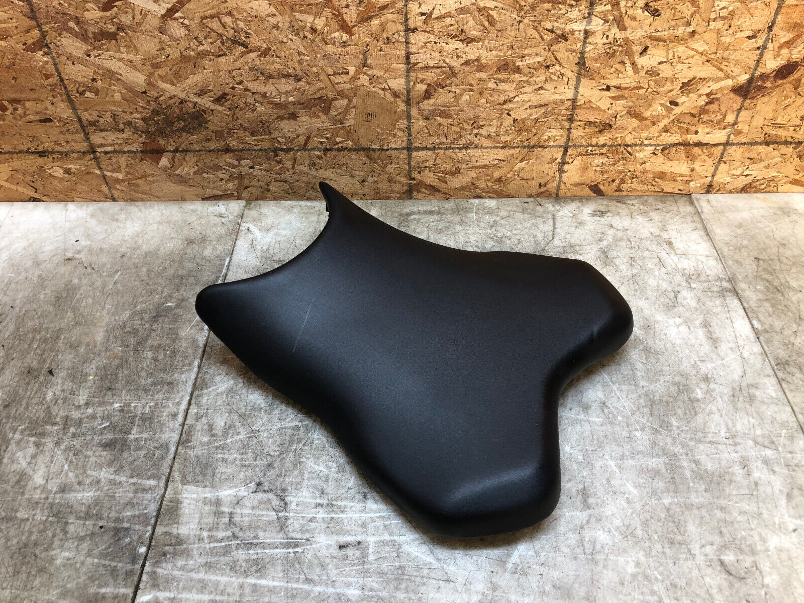 2006-2007 06 07 YAMAHA YZFR6 YZF R6 R RIDERS RIDER FRONT SEAT PAD CUSION PILLION