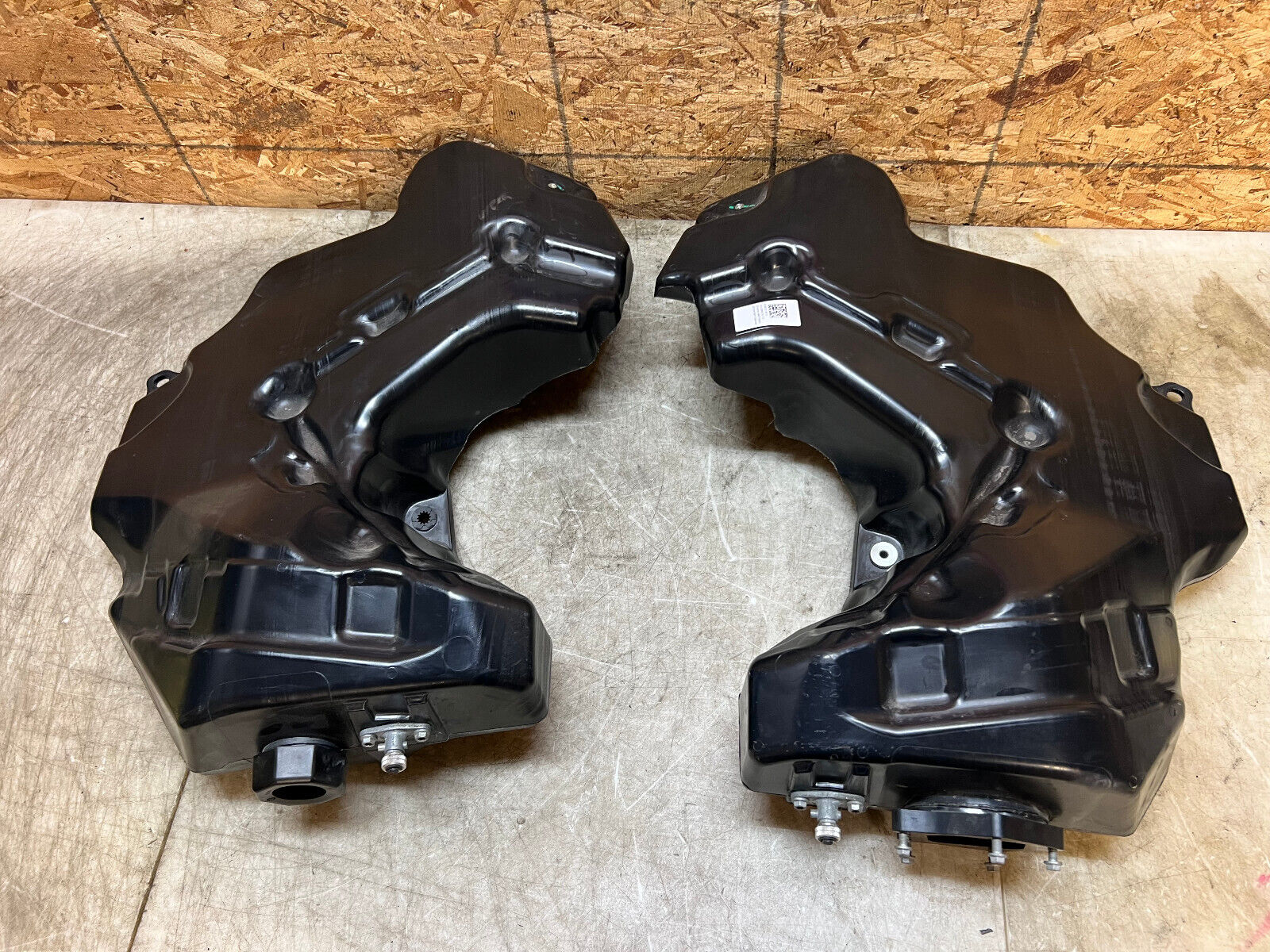 22 23 2022 2023 KTM SUPER ADVENTURE 1290 S GAS TANK FUEL TANK SADDLE TANKS PAIR