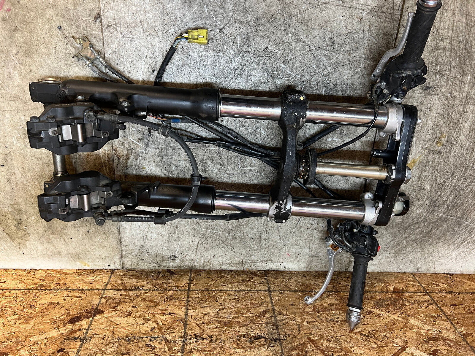 01 02 03 2001-2003 SUZUKI GSXR GSX-R 600 FRONT END FRONT FORKS FORK TUBES BRAKES
