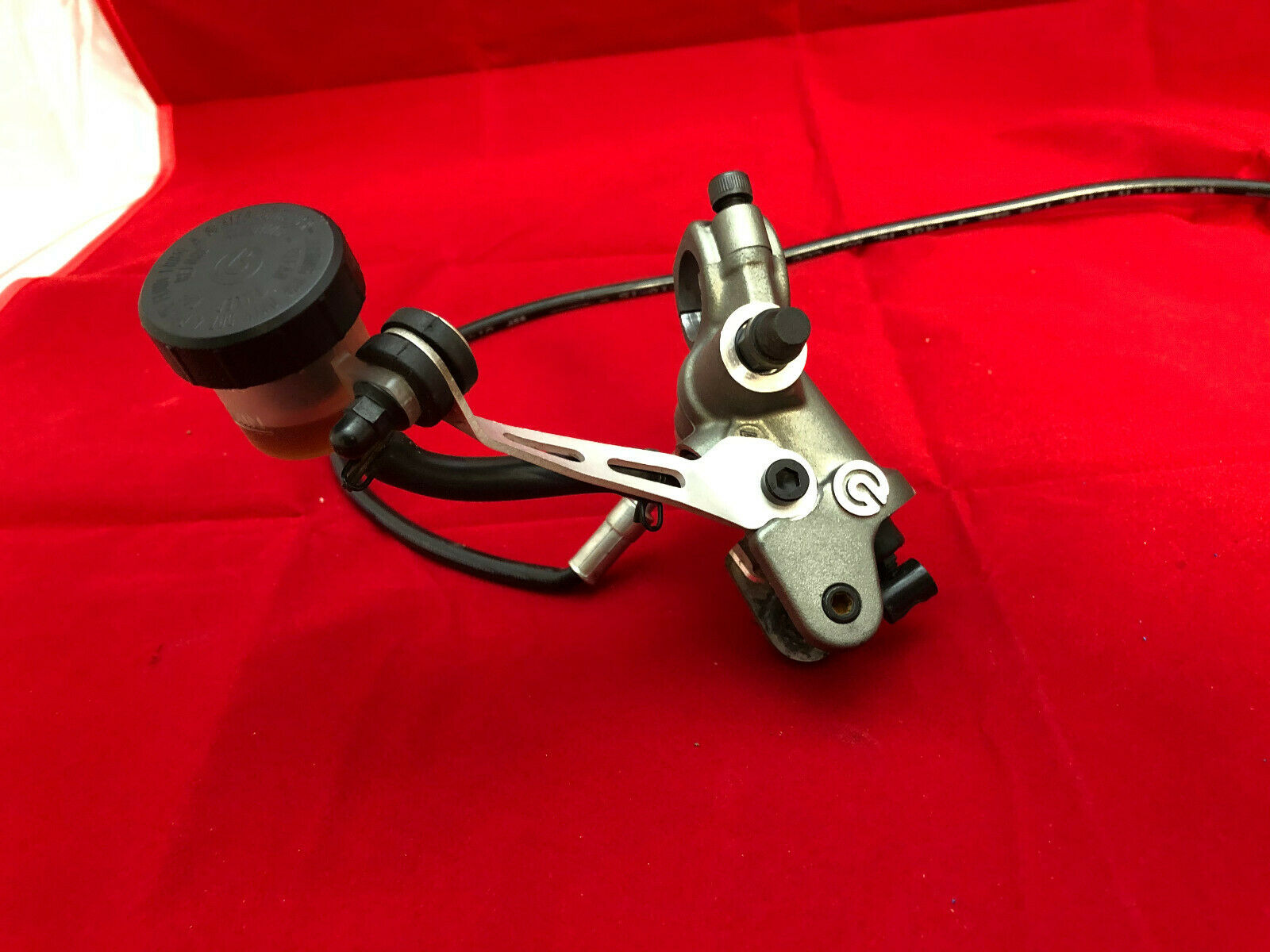 16 17 18 19 DUCATI PANIGALE 959 1199 RIGHT BREMBO CLUTCH MASTER CYLINDER PERCH