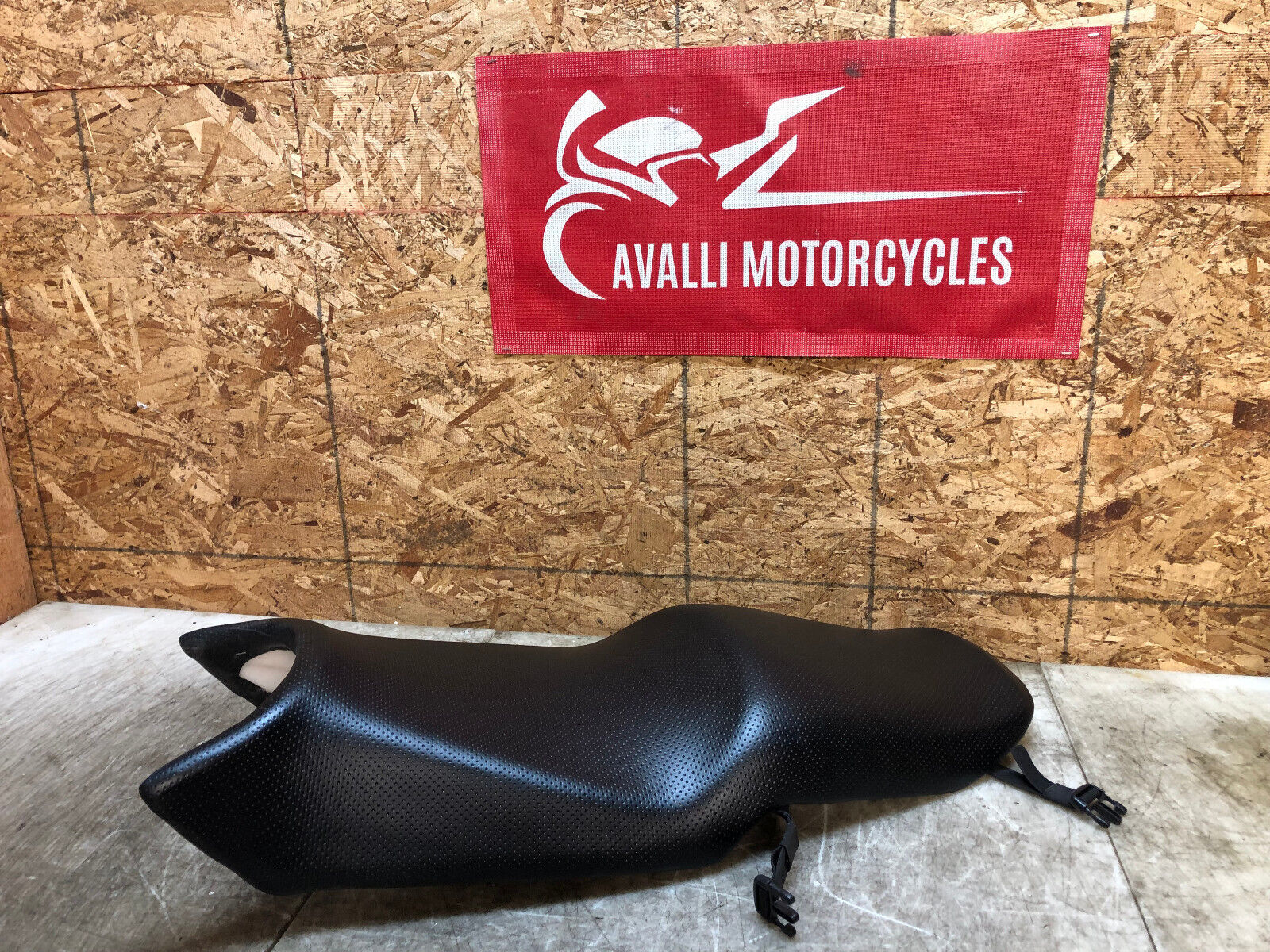 04 05 06 07 08 YAMAHA FZ-6 FZ6 FZ600 FZ 6 SEAT MONO SEAT RIDERS PAD CUSION OEM