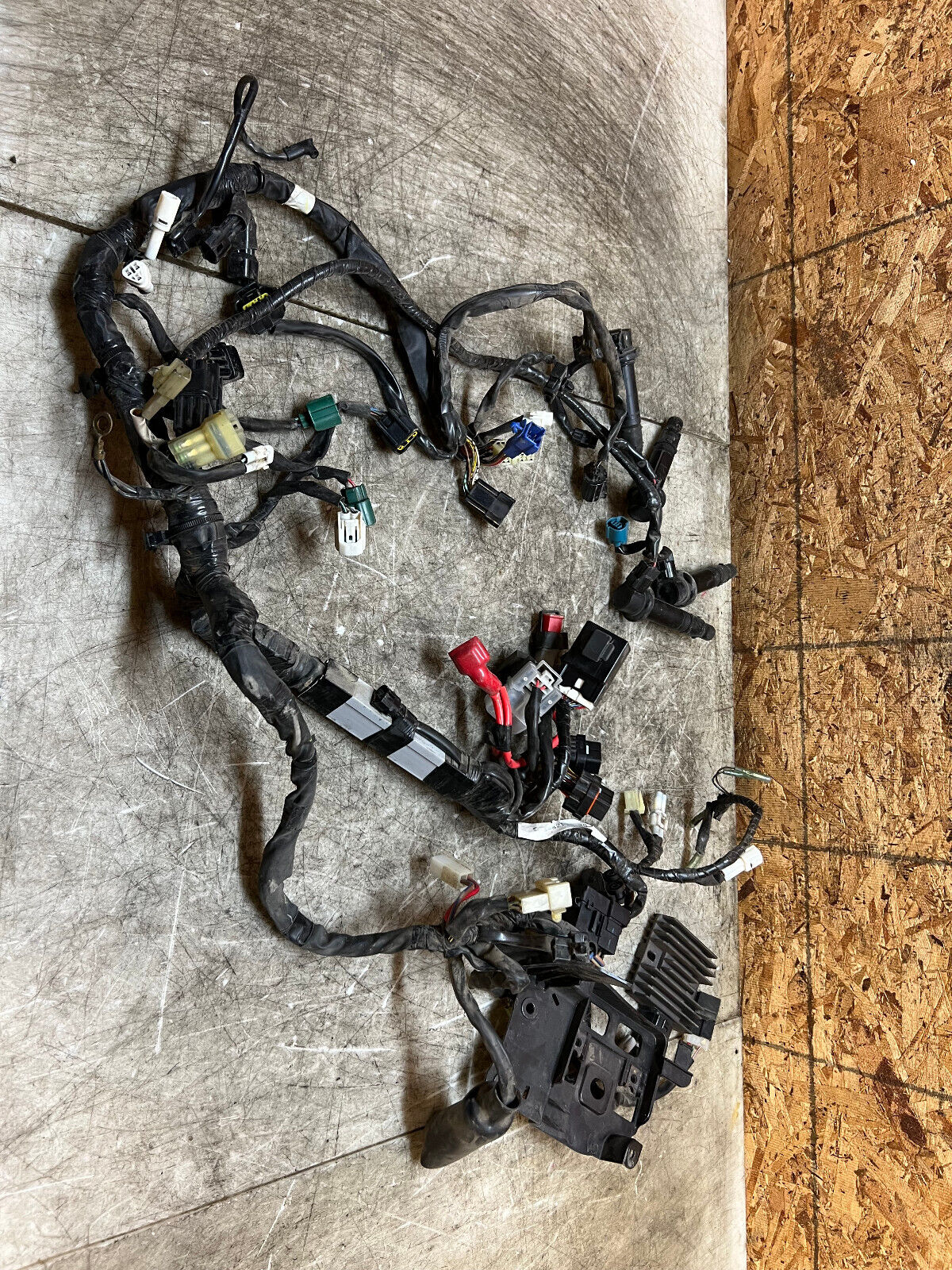 08 09 10 12 13 14 15 16 YAMAHA YZFR6 YZF R6 R6R MAIN ENGINE WIRING HARNESS LOOM