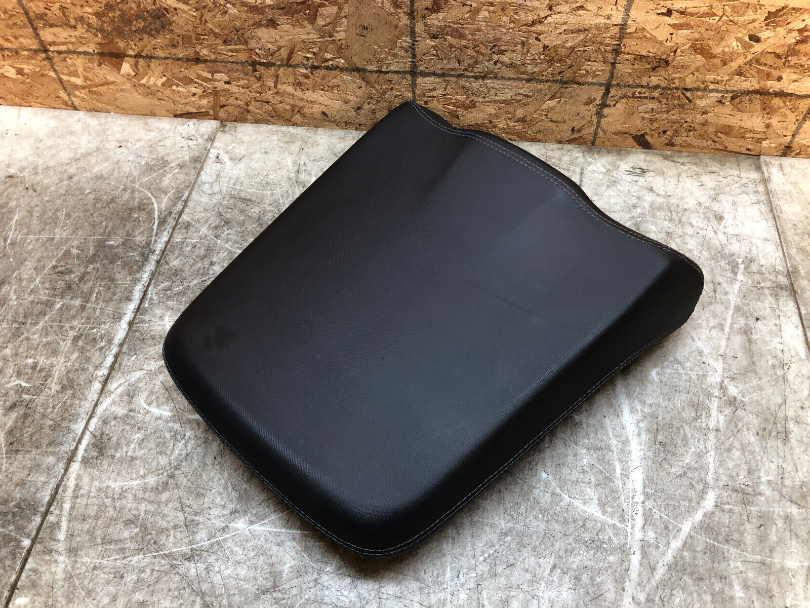 12 13 14 15 16 17 18 TRIUMPH TIGER 1200 EXPLORER XC REAR PASSENGER SEAT PAD OEM