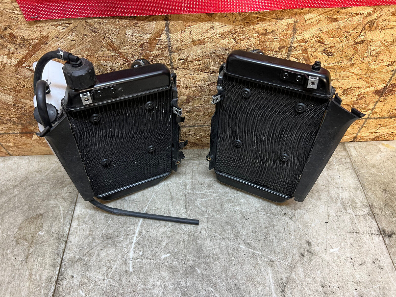 22 23 2022 2023 KTM SUPER ADVENTURE 1290 S RADIATORS RAD ENGINE COOLER RADIATOR