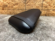 Load image into Gallery viewer, 08 09 10 12 13 14 15 16 YAMAHA YZFR6 YZF R6 R6R REAR SEAT PASSENGER SEAT PAD
