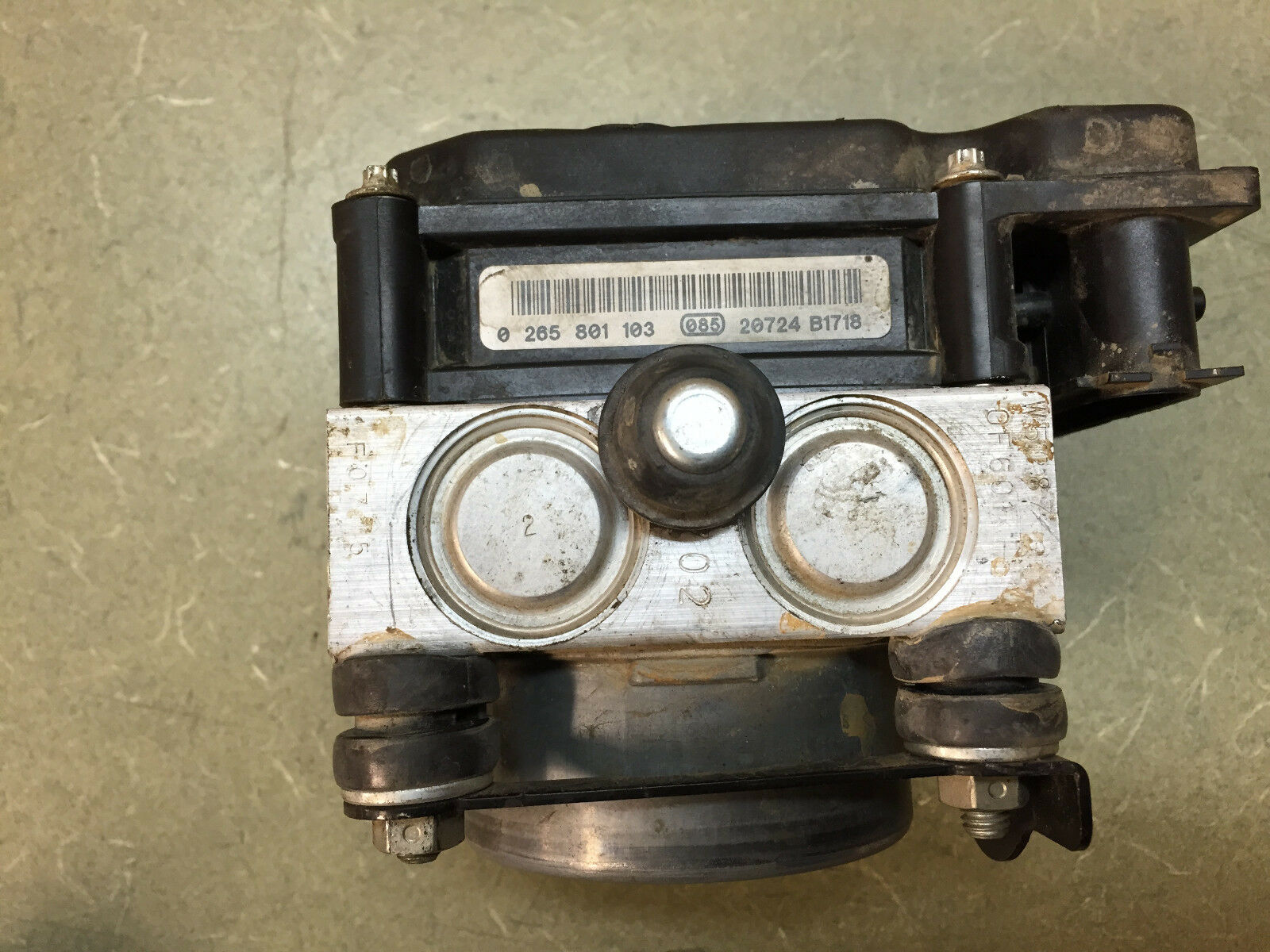 2010-2016 BMW F650GS F 650 GS SERATO ABS PUMP CONTROL UNIT BRAKE MODULATOR