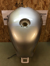 Load image into Gallery viewer, 01 02 03 04 05 2001-2005 TRIUMPH DAYTONA 955i GAS TANK FUEL TANK RESERVOIR TANK
