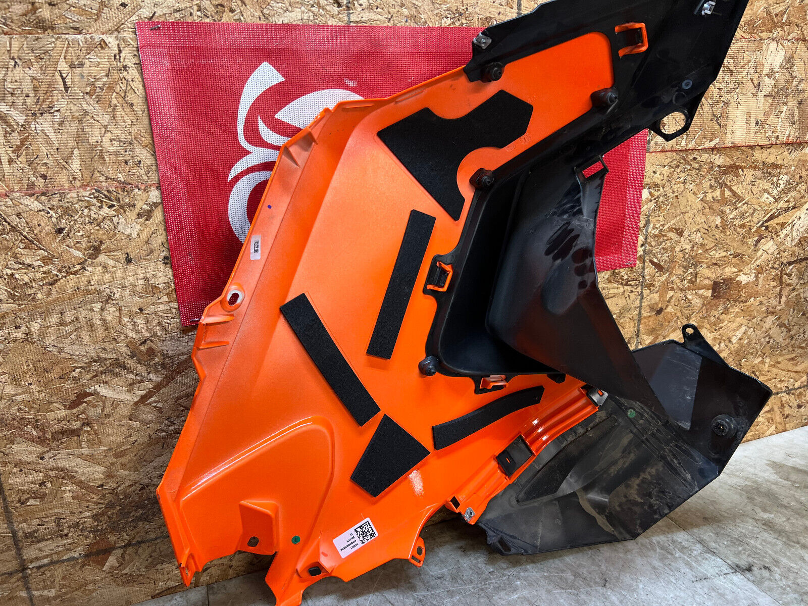 22 23 2022 2023 KTM SUPER ADVENTURE 1290 S LEFT SIDE FAIRING PANEL COWLING COWL