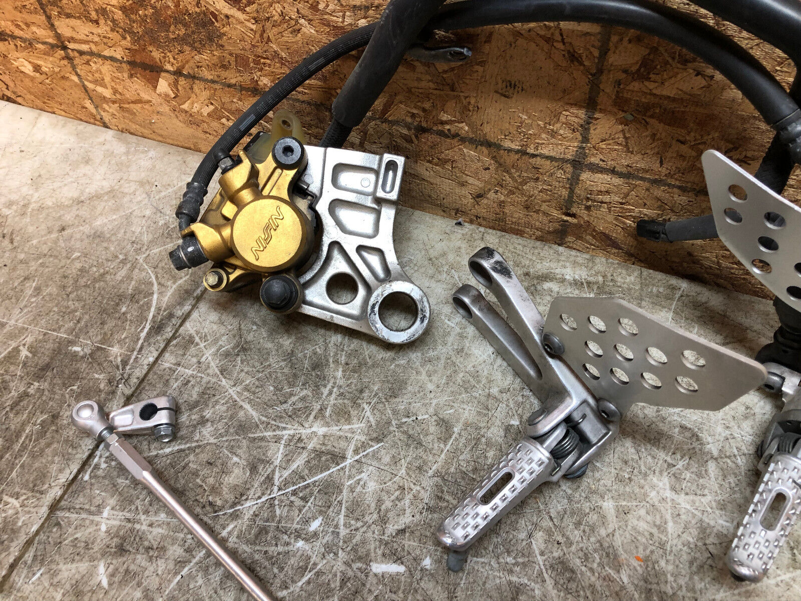 03 04 2003 2004 HONDA CBR600RR CBR 600RR REARSETS REARSET REAR SET SETS FOOTREST
