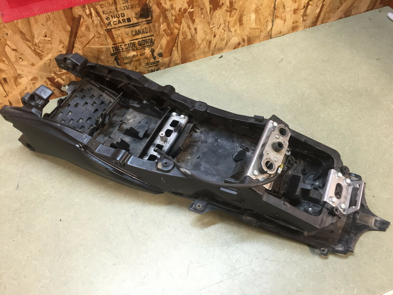 11 12 13 14 15 16 17 18 SUZUKI GSX-R750 GSXR 600 750 SUBFRAME SUB FRAME TAIL OEM